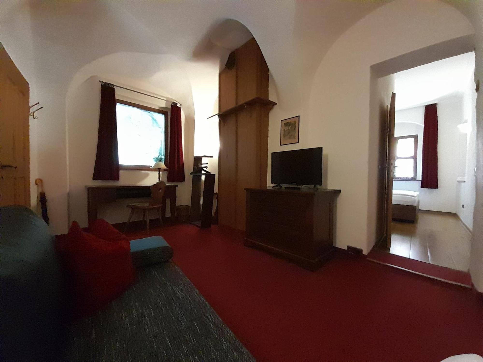 Schloss-schaenke Garni 3*