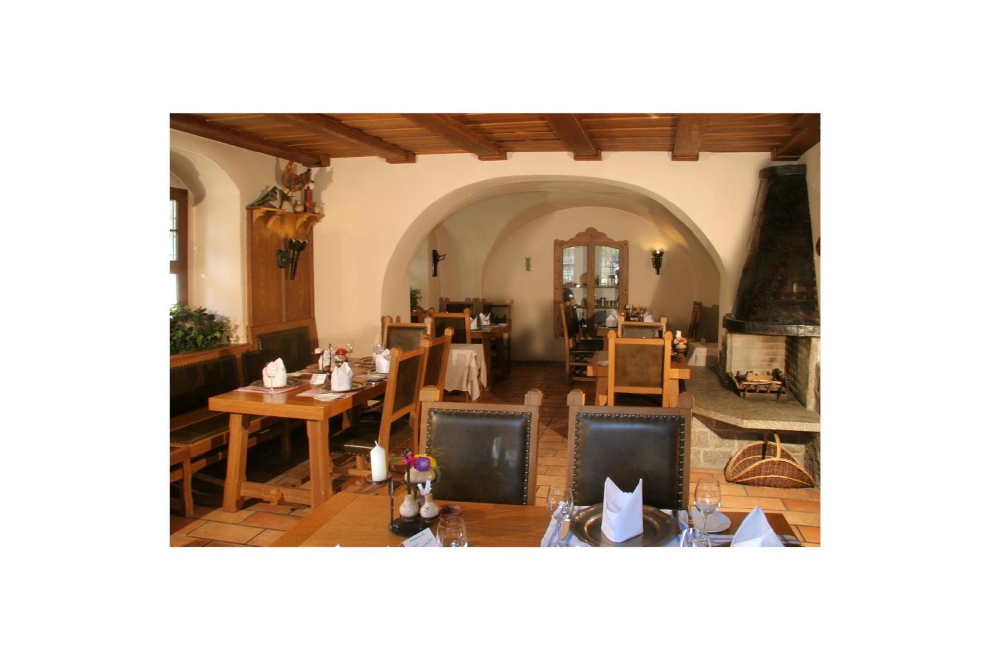 Schloss-schaenke Garni 3*